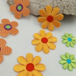 12 pieces FLORAL VINTAGE appliques orange purple green yellow red blue flower Patches #135