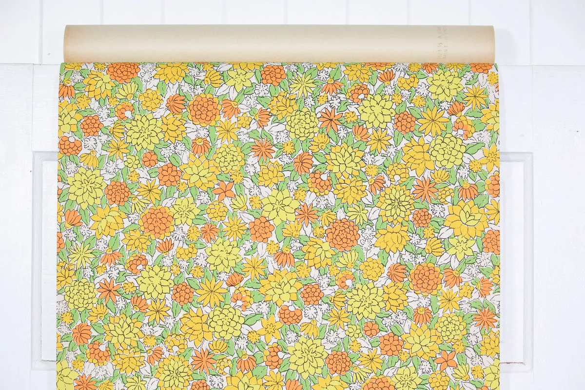 1960s Floral Vintage Wallpaper
