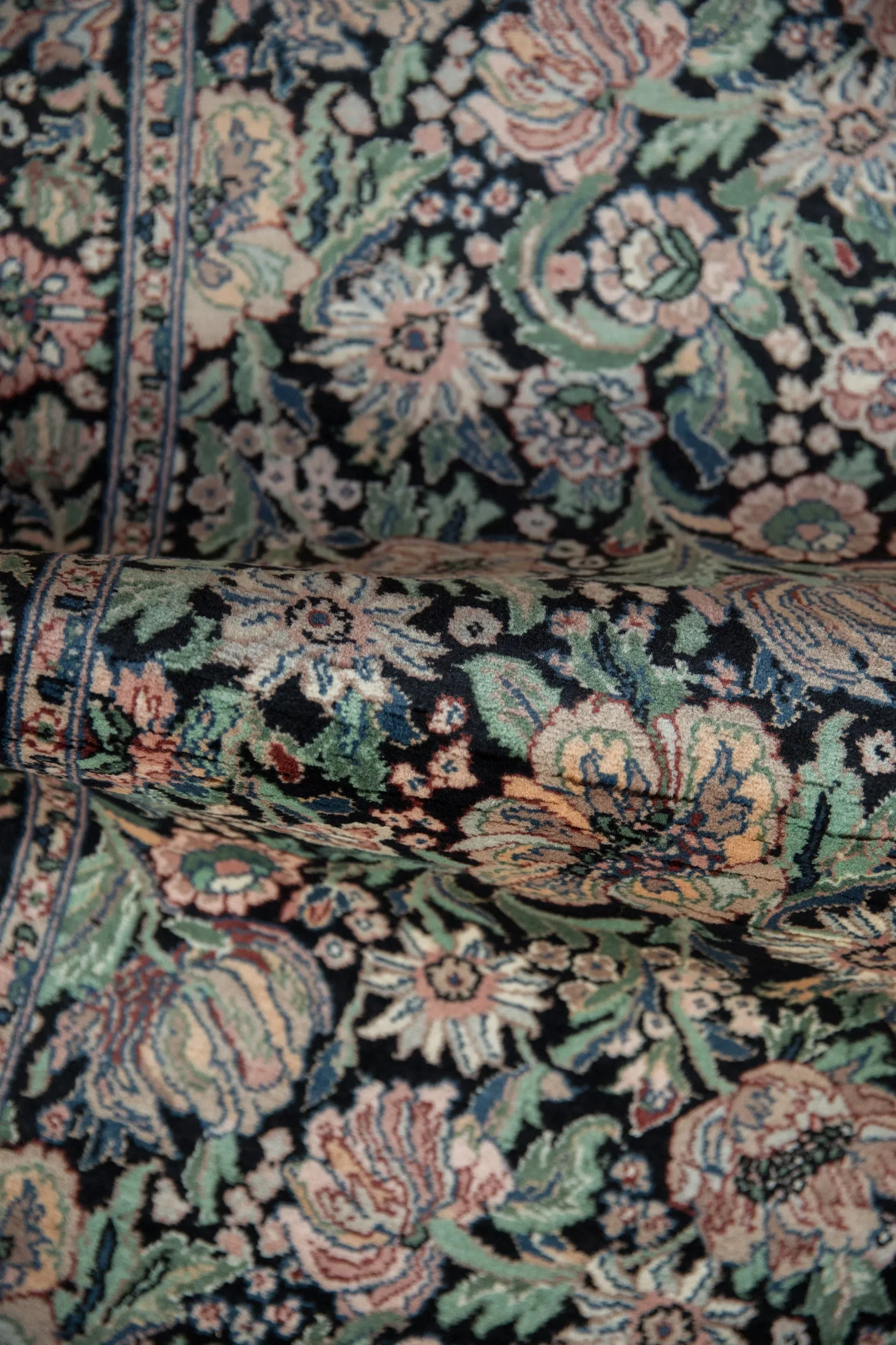 3x5.5 Vintage Pakistani Arts And Crafts Design Rug