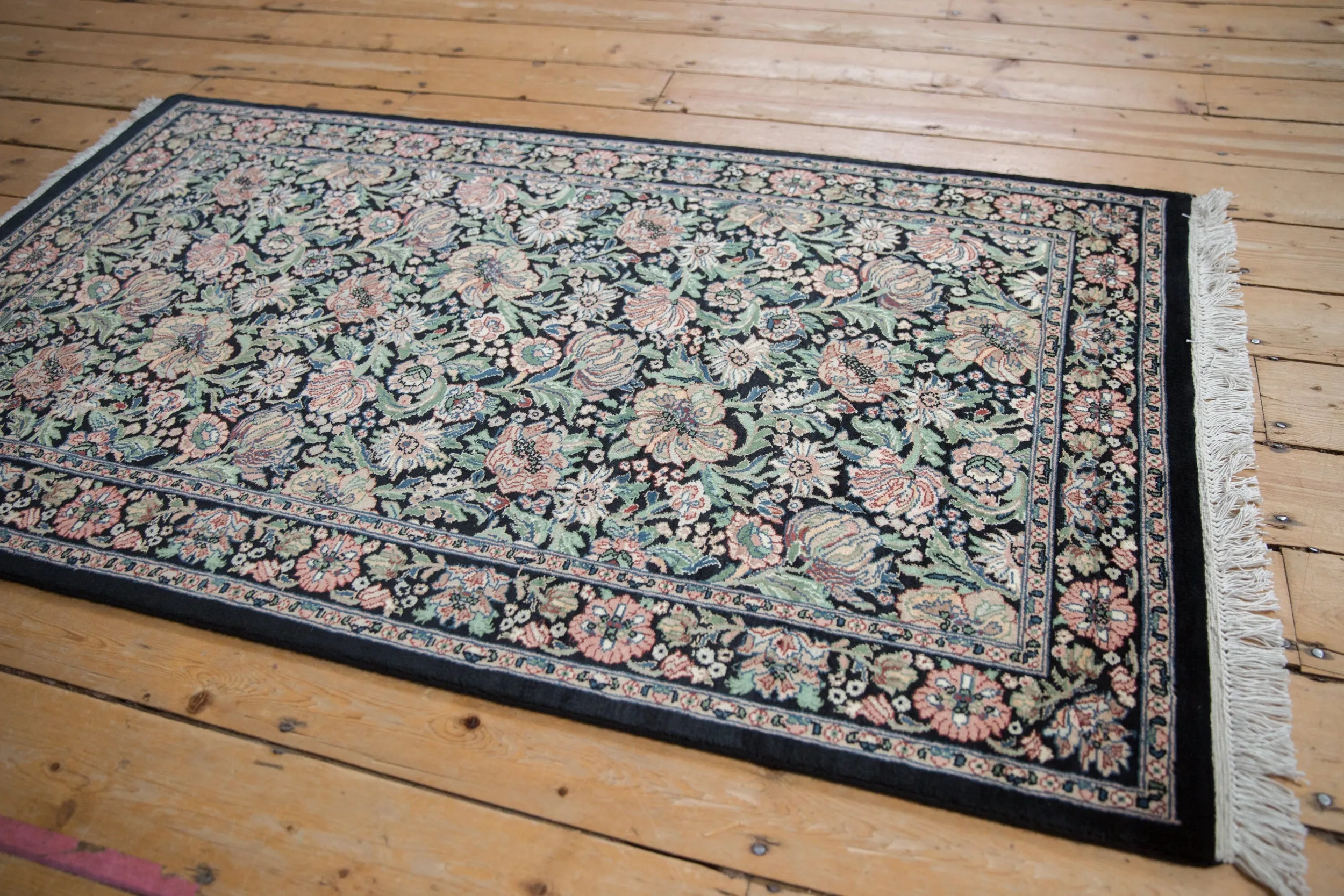 3x5.5 Vintage Pakistani Arts And Crafts Design Rug