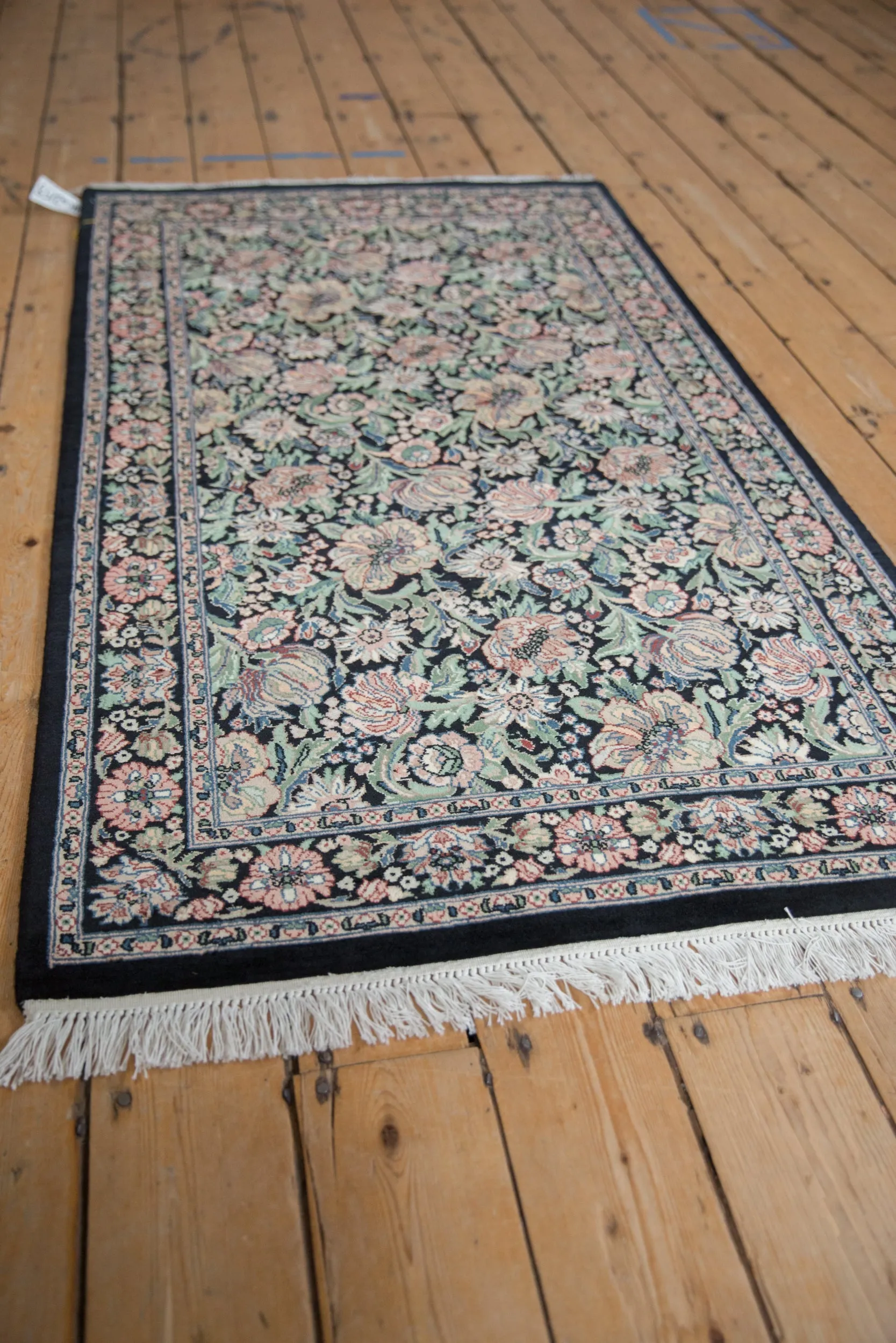 3x5.5 Vintage Pakistani Arts And Crafts Design Rug