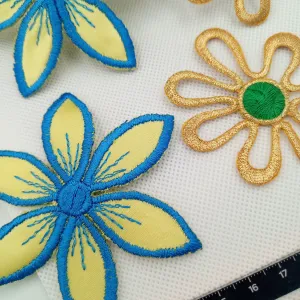 4 pieces FLORAL VINTAGE appliques metallic gold emerald green blue yellow flower Patches #132