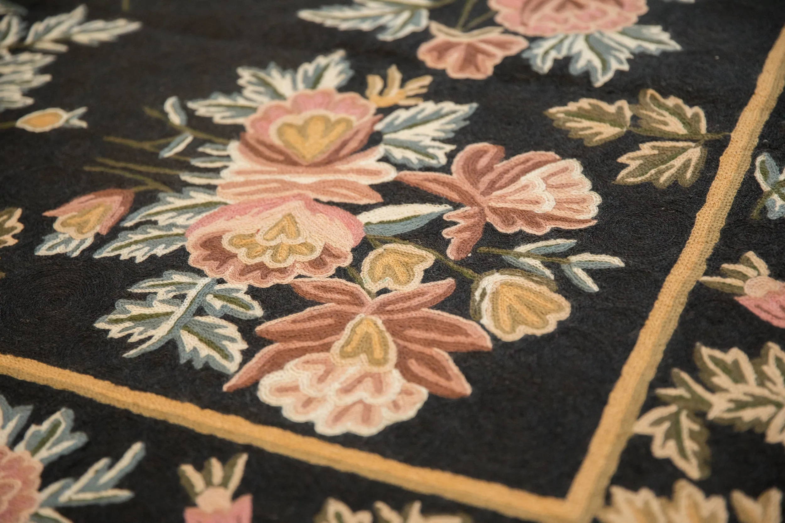 4x6 Vintage Chainstitch Rug