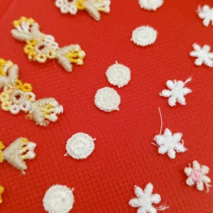 50 pieces FLORAL VINTAGE appliques white red pink yellow flower Patches #151