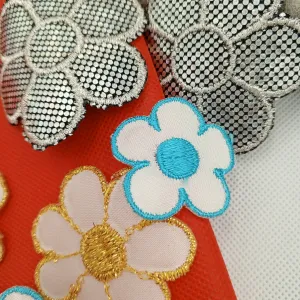 6 pieces FLORAL VINTAGE appliques metallic gold white silver black turquoise flower Patches #133