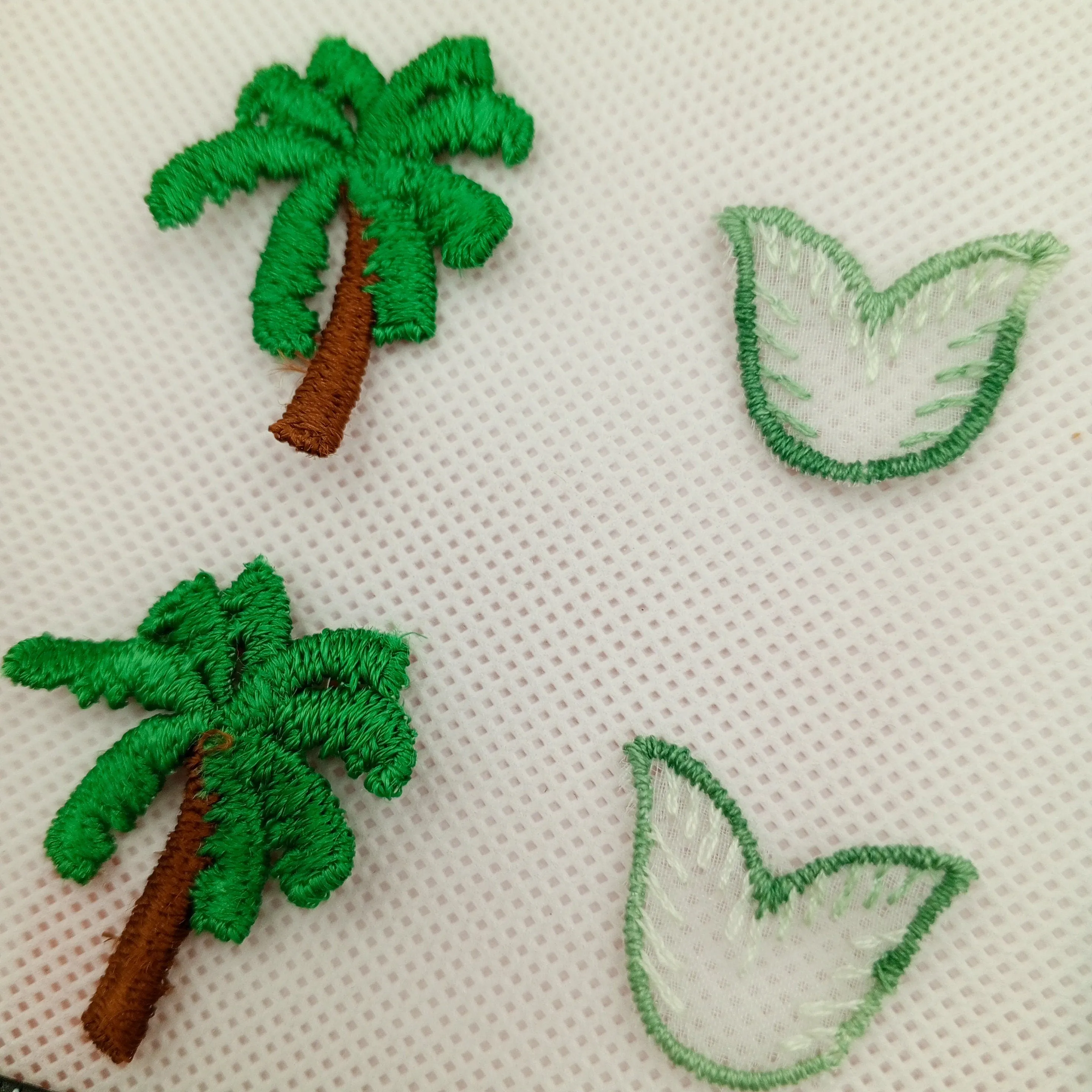 9 pieces FLORAL VINTAGE appliques green light green brown flower Patches #154