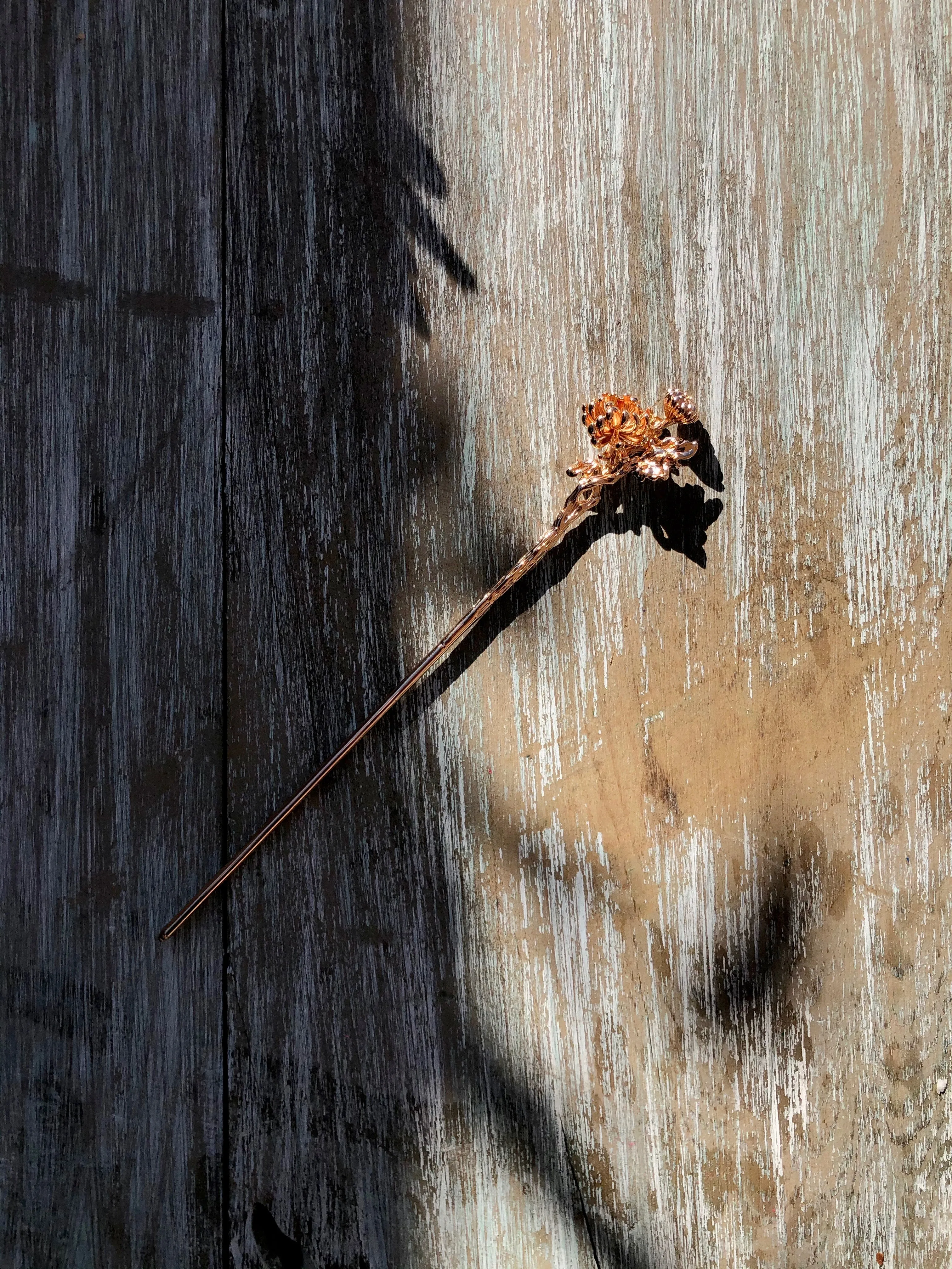 Chrysanthemum Flower Garden Gold Hair Stick