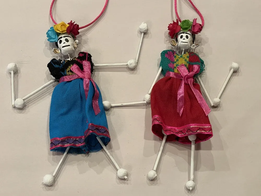 Dangly Frida