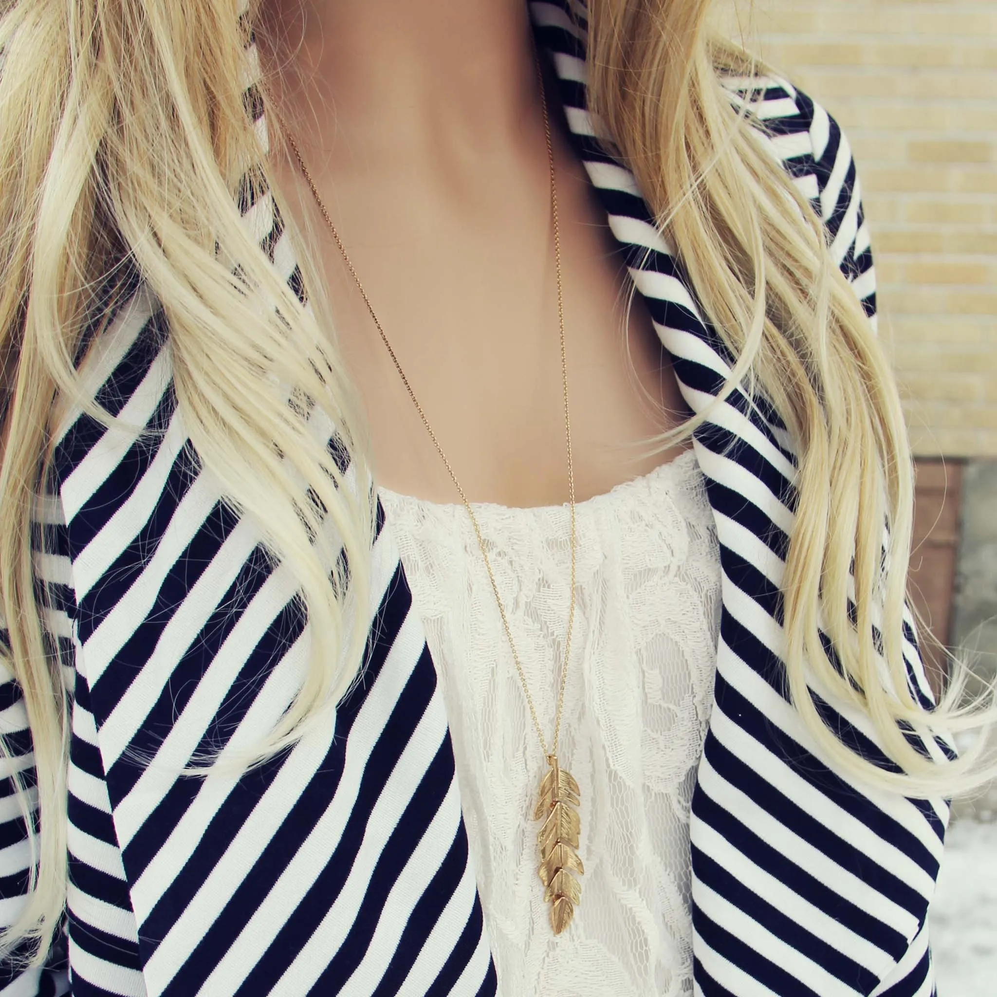 Feather Dust Necklace