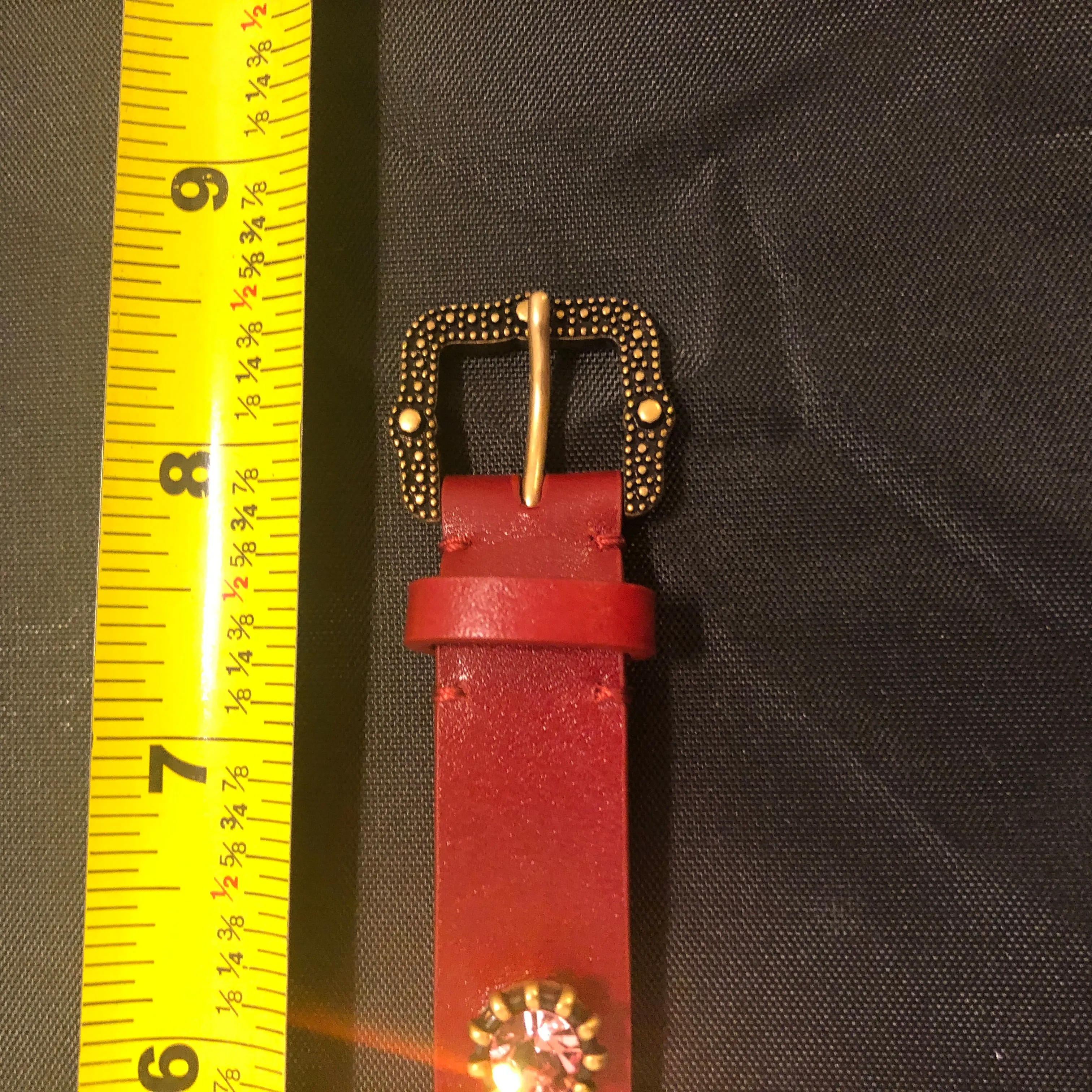Gucci Crystal Feline Head Leather Bracelet in Red