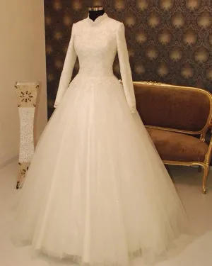 Modest 2018 Wedding Dresses Long Sleeve High Collar Lace Tulle Wedding Gown Dubai Saudi Arabia Style