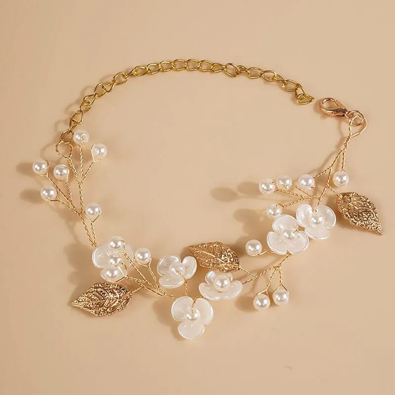 Off White Flower Bridal Bracelet, Wedding Floral Pearl Wire Bracelet, Bridesmaid Small Flower Bracelet, Prom Party Wire Bracelet
