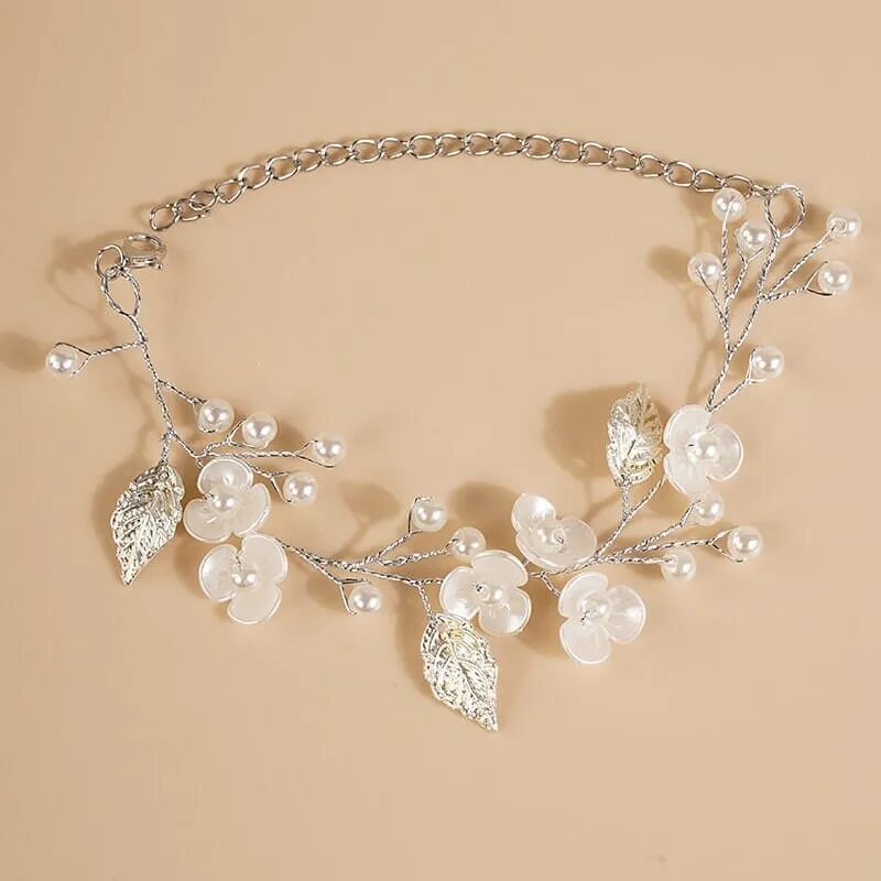 Off White Flower Bridal Bracelet, Wedding Floral Pearl Wire Bracelet, Bridesmaid Small Flower Bracelet, Prom Party Wire Bracelet