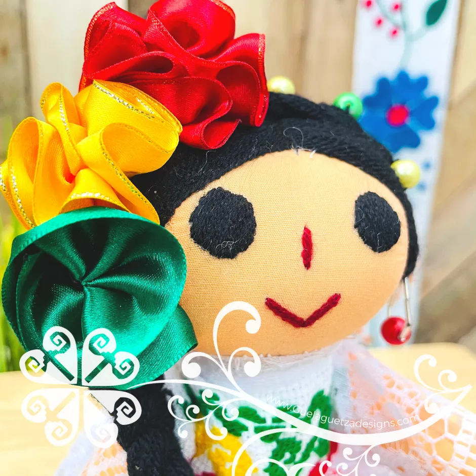 Panchita Mexican Otomi Doll - Fina