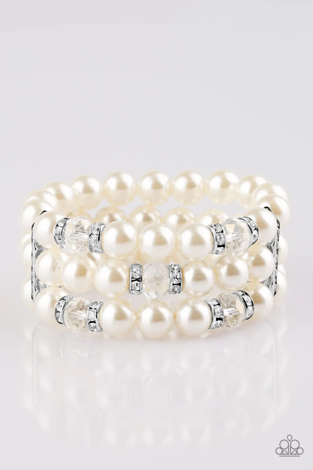 Paparazzi - Undeniably Dapper - White Pearl Bracelet