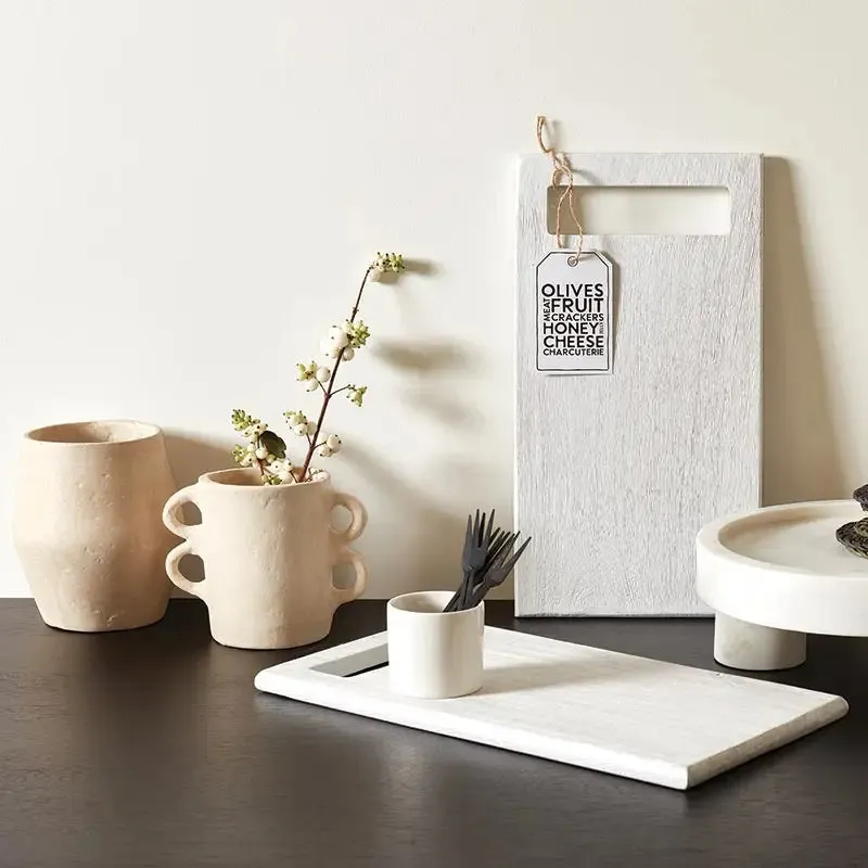 PAPER MACHE VASE WITH HANDLES