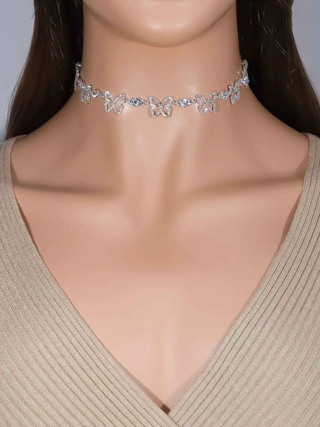Rhinestone Butterfly Decor Choker - Silver