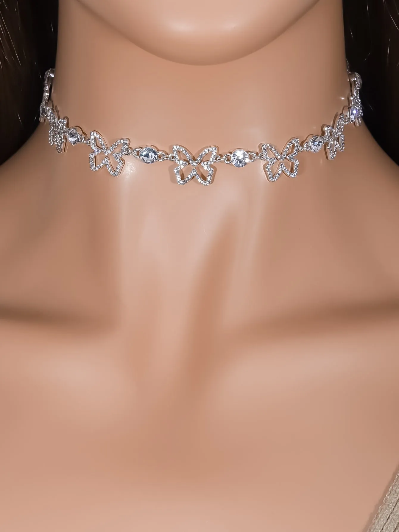 Rhinestone Butterfly Decor Choker - Silver