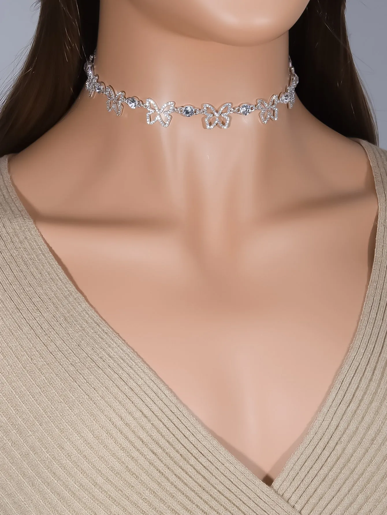 Rhinestone Butterfly Decor Choker - Silver