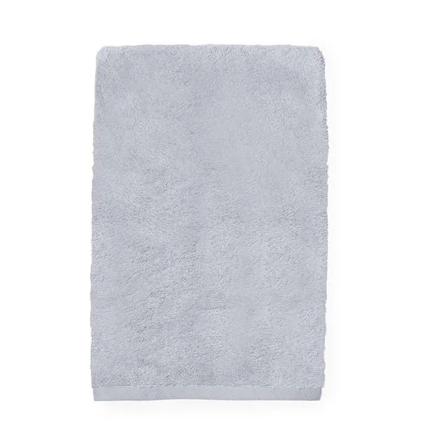 Sarma Towel by Sferra