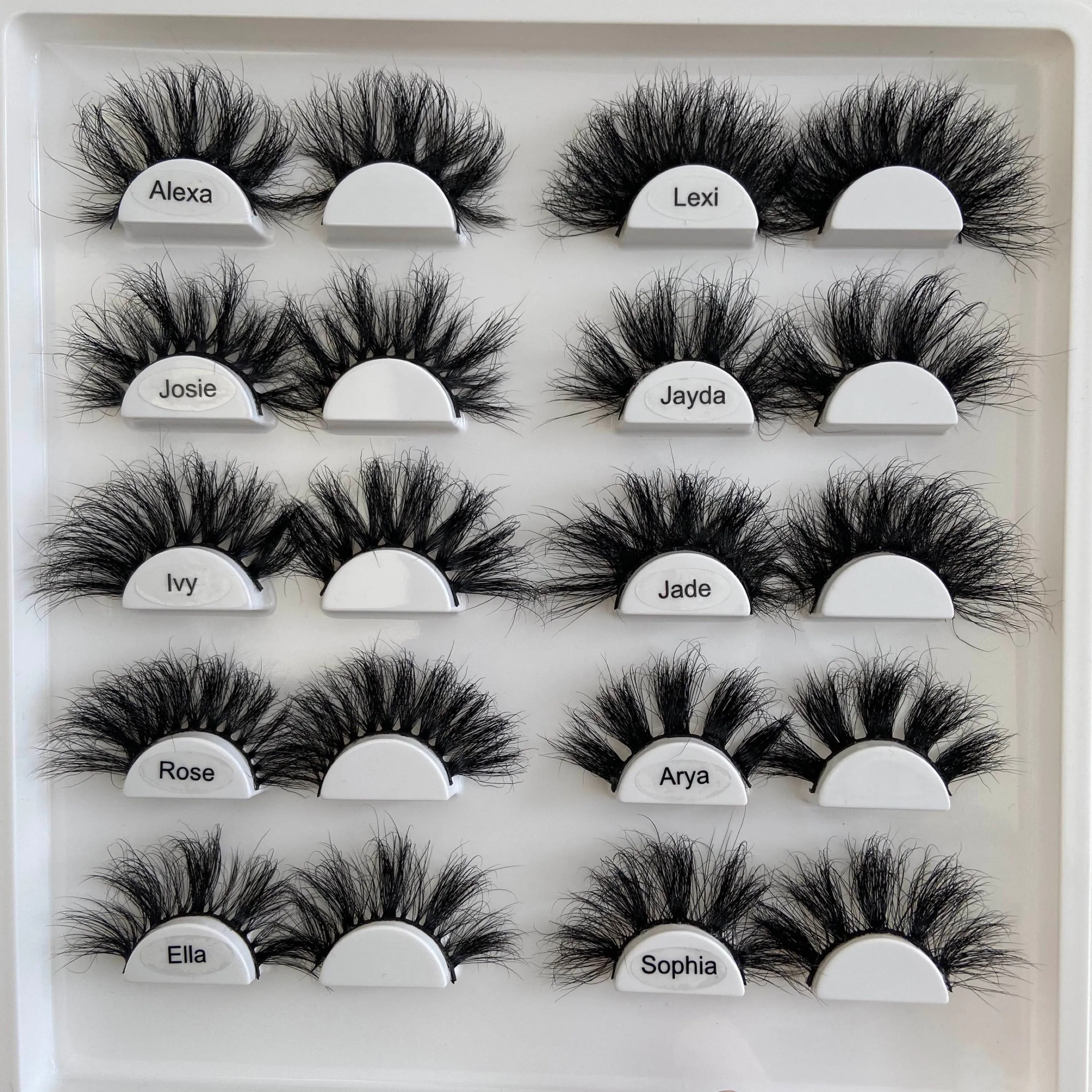 Super Fluffy 25MM Lashbook Vol. 1