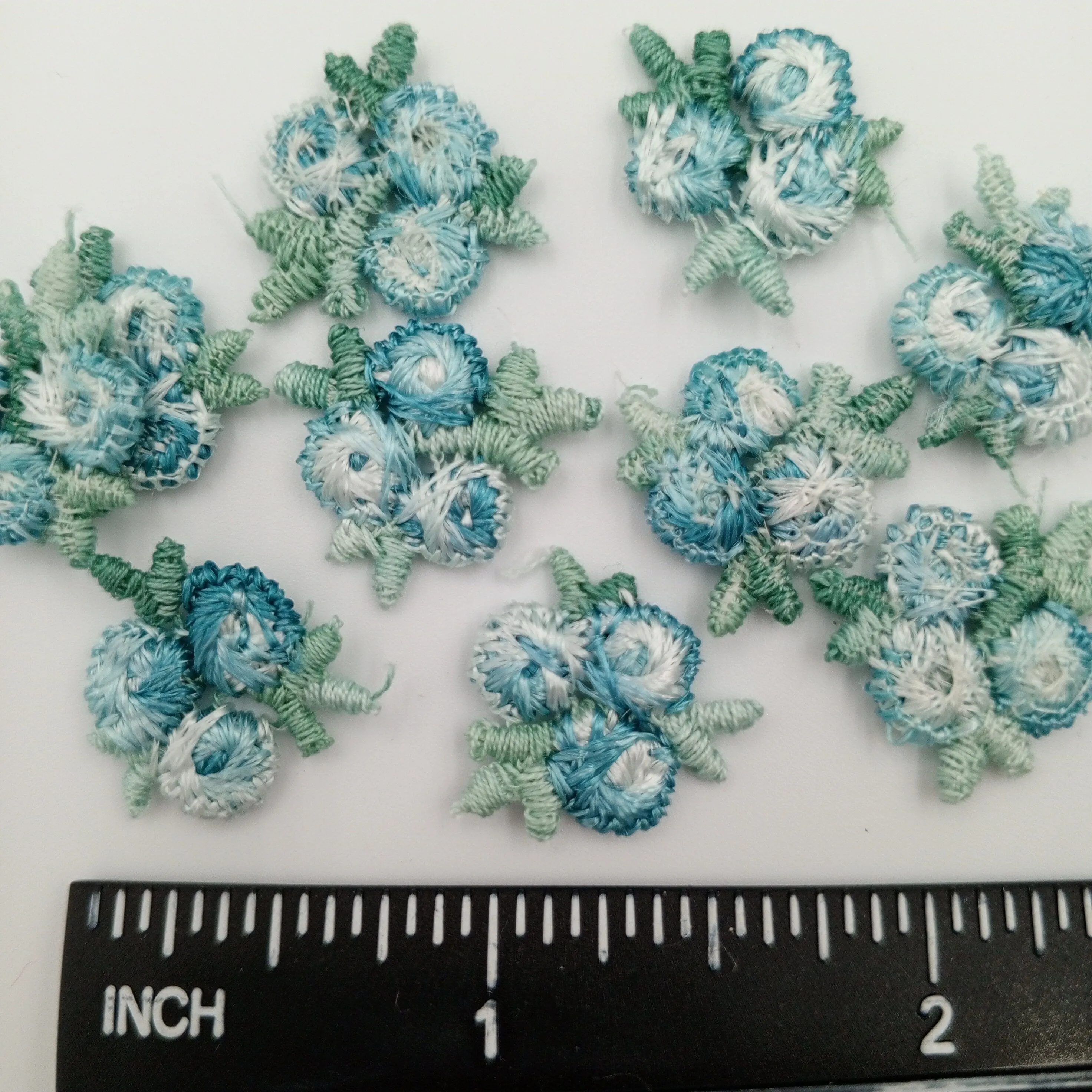VINTAGE appliques cute blue green flower embroidery Patches #307