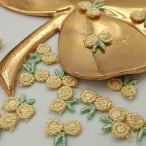 VINTAGE appliques cute green yellow flower embroidery Patches #313