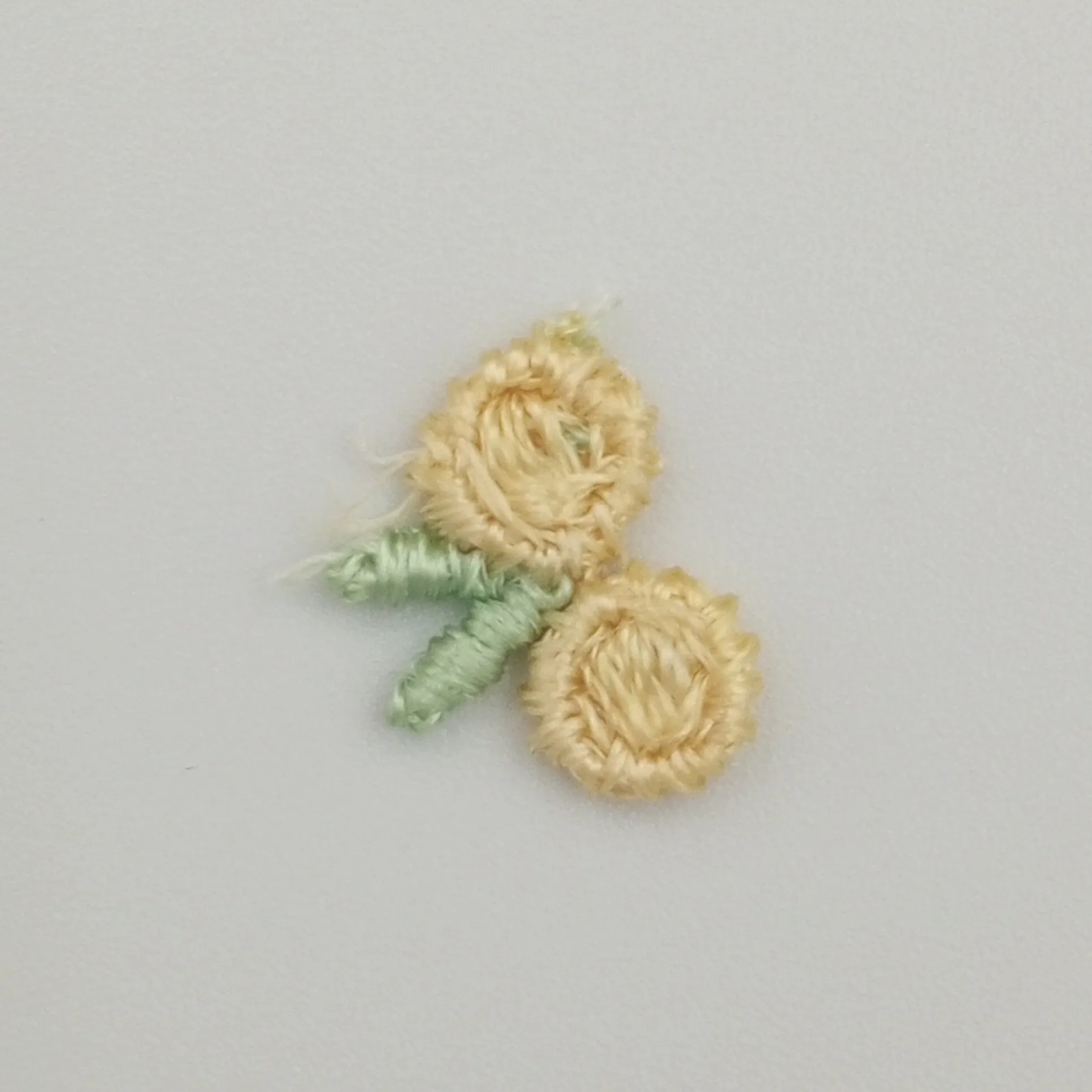 VINTAGE appliques cute green yellow flower embroidery Patches #313