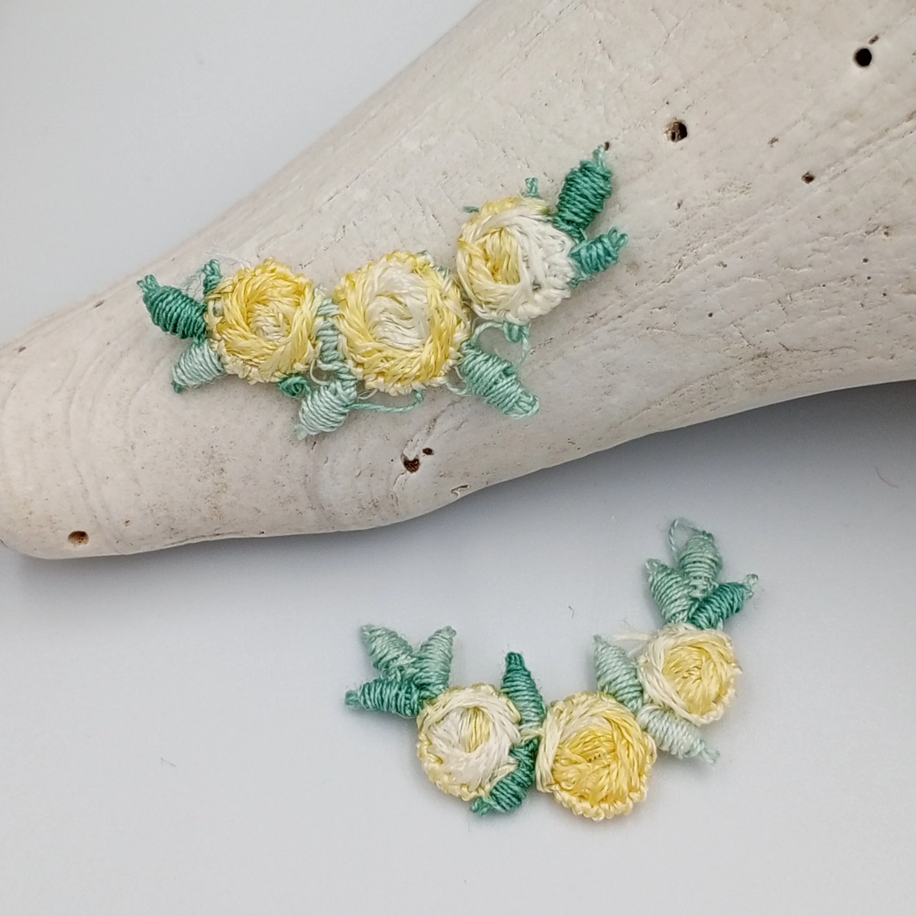 VINTAGE appliques cute light yellow flower embroidery Patches #316