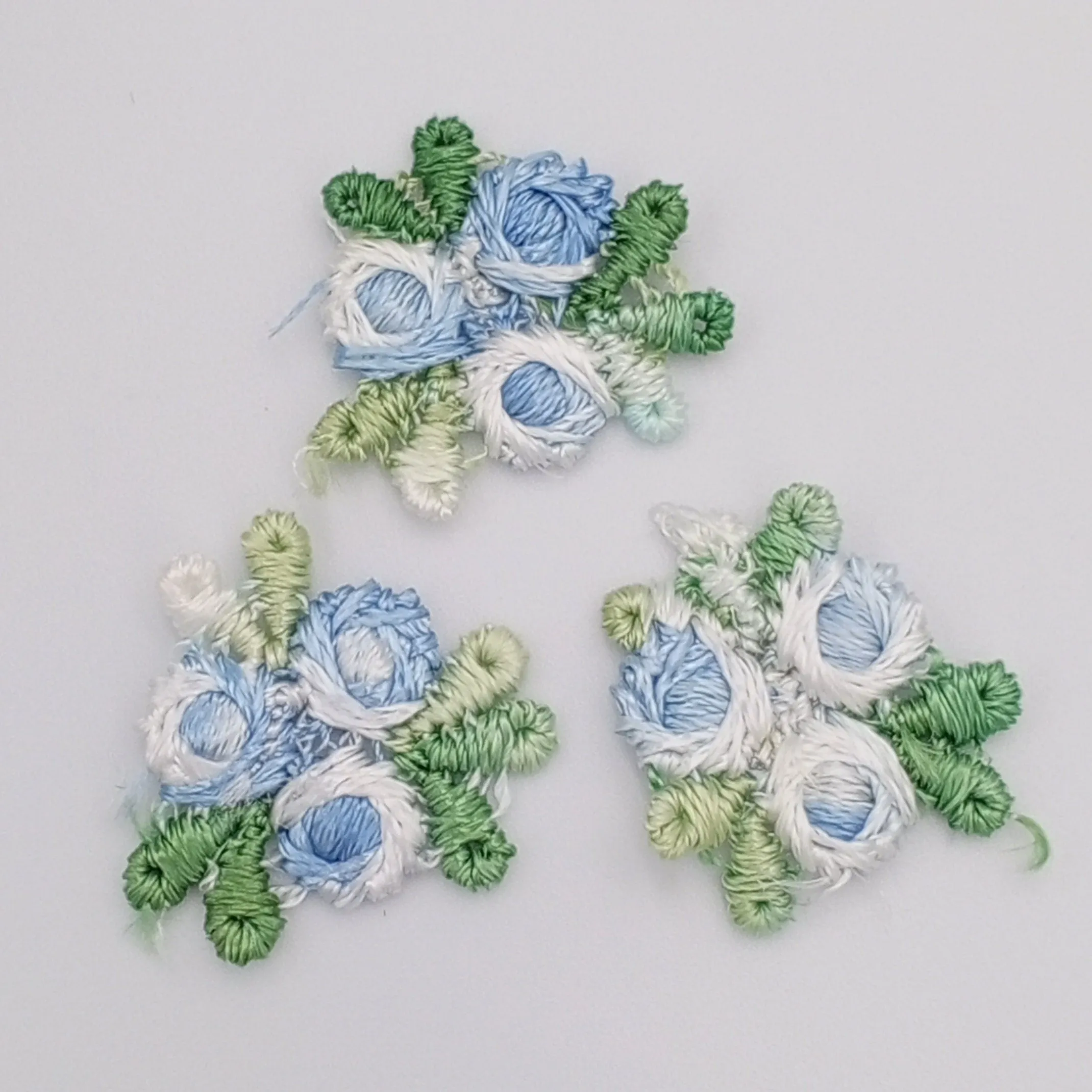 VINTAGE appliques cute white light blue flower embroidery Patches #312