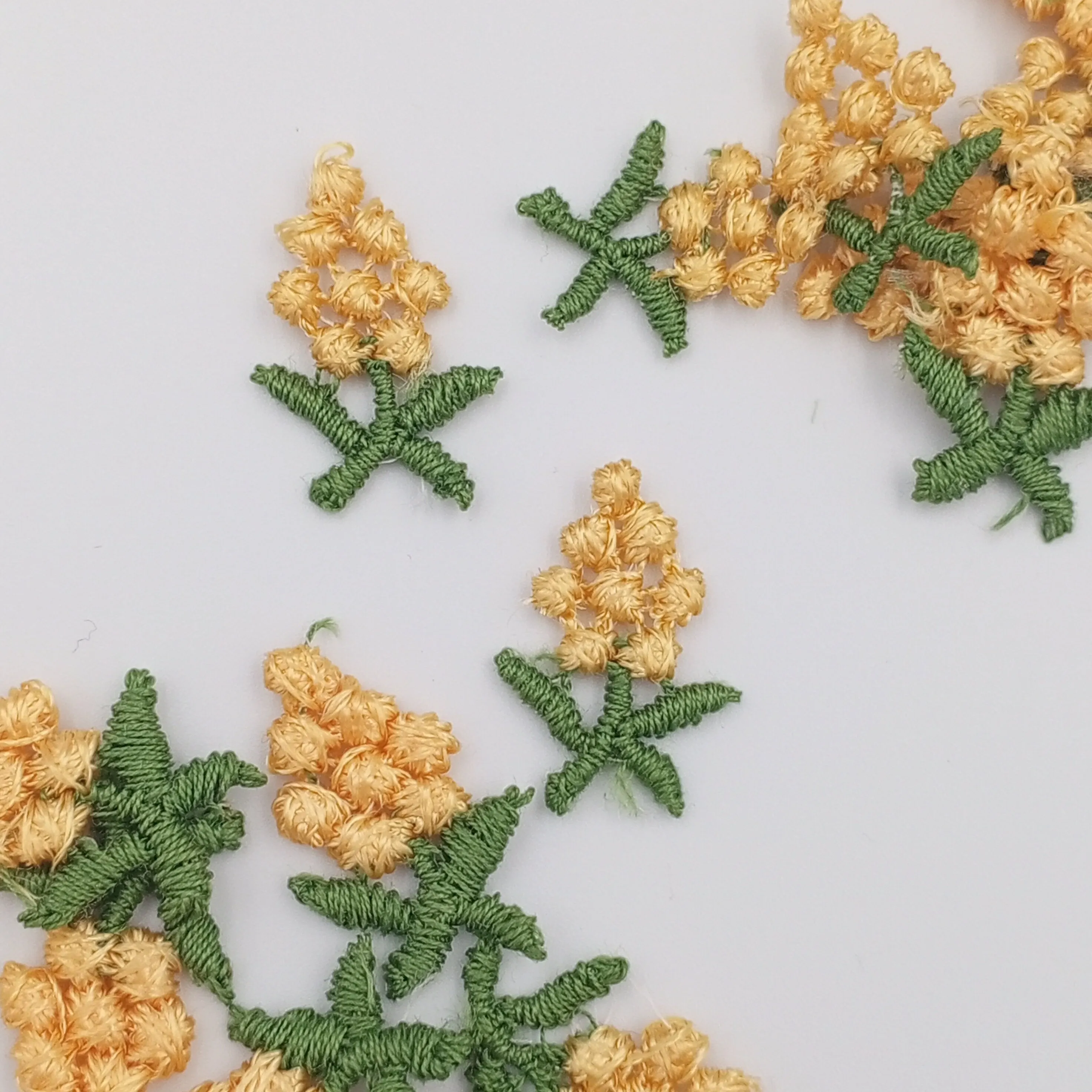 VINTAGE appliques cute yellow flower cluster embroidery Patches #295