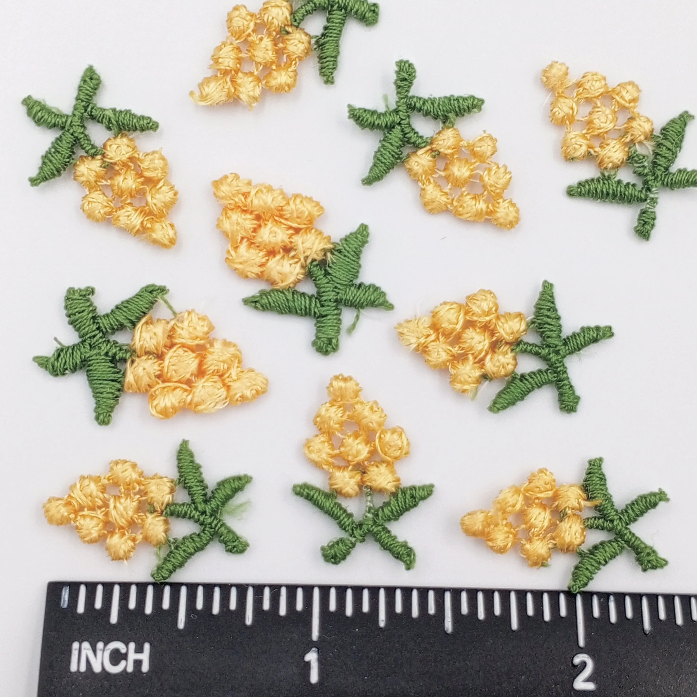VINTAGE appliques cute yellow flower cluster embroidery Patches #295