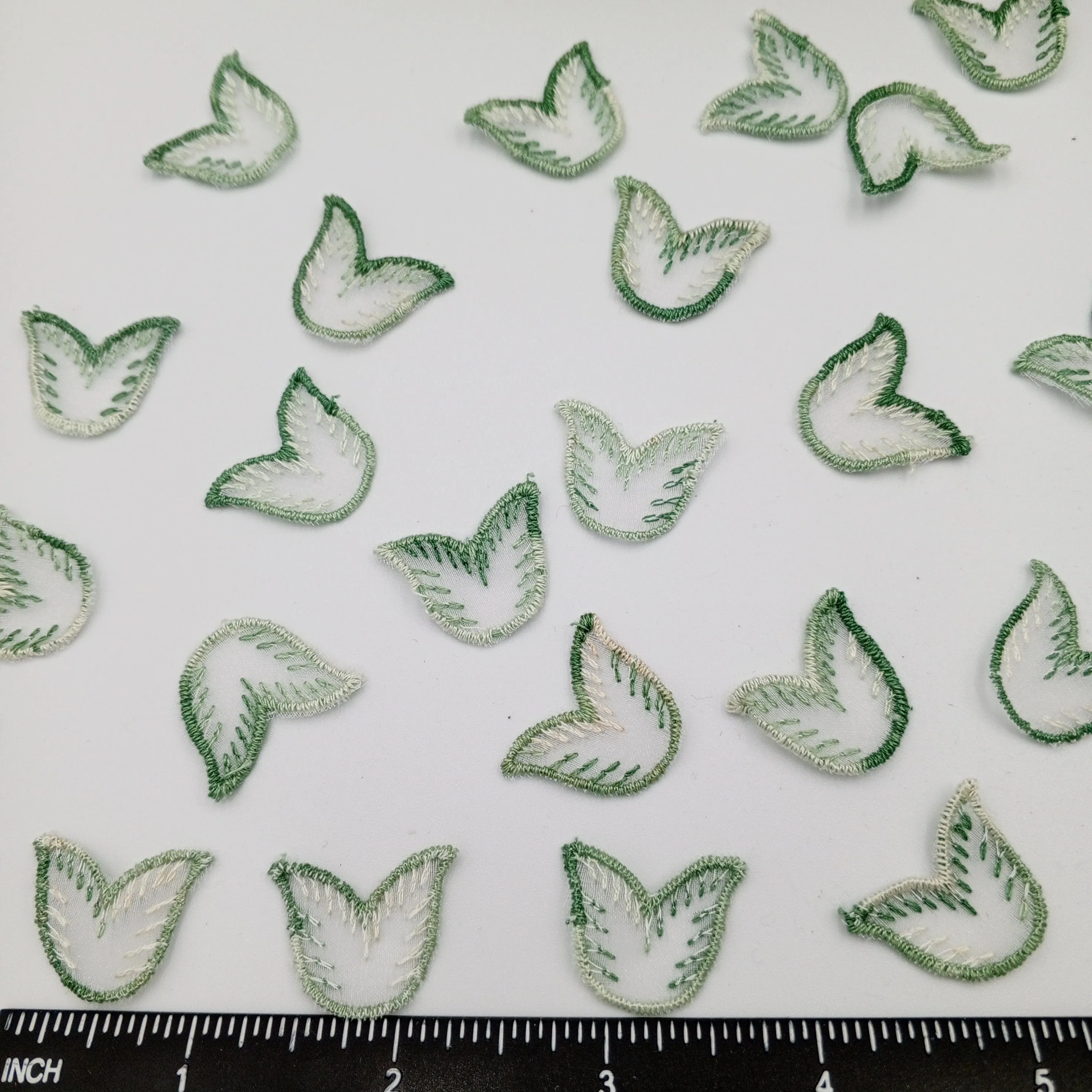 VINTAGE appliques green sheer leave embroidery Patches #336