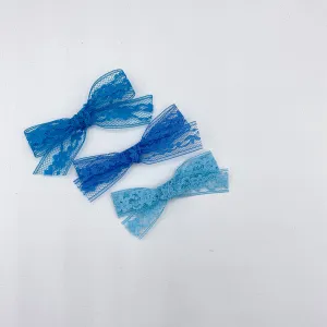 Vintage lace bows - 3 inch approx - VLC