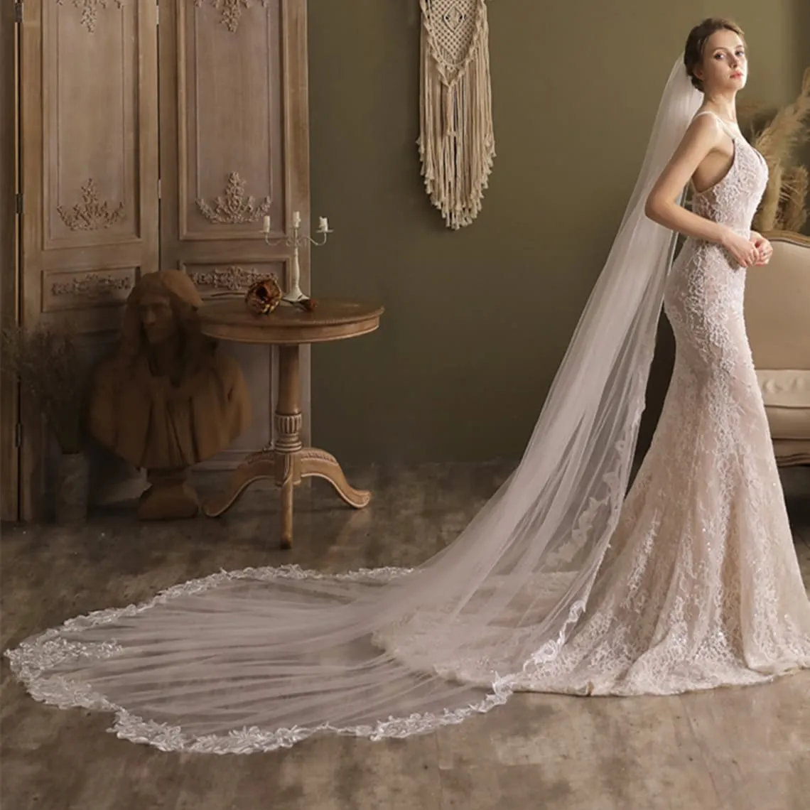 Vintage Long Wedding Veil with Lace from Midway EE883055