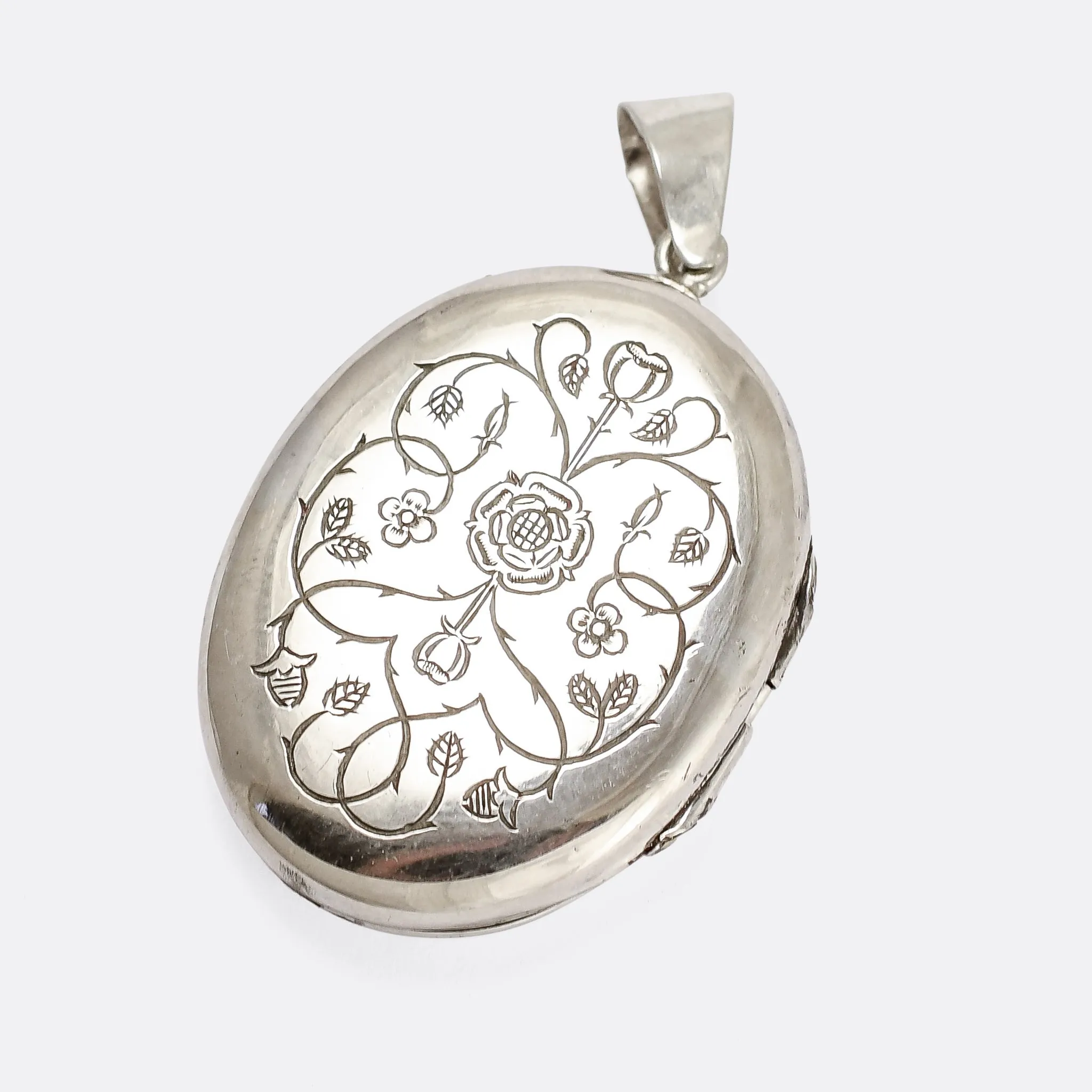 Vintage Shakespeare's "Twelfth Night" Locket